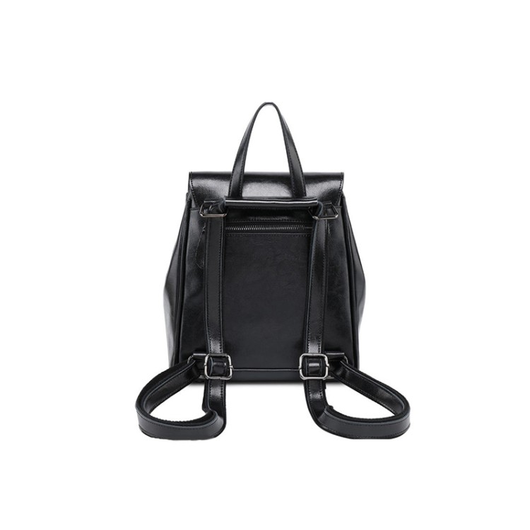 Classic and fashionable soft leather backpack