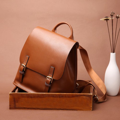 Fashion waterproof oil leather backpack