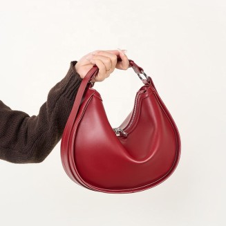 New smooth minimalist leather handbag