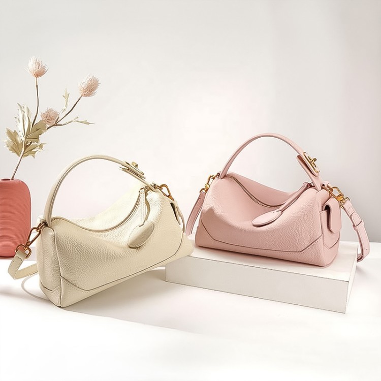 Fashionable textured leather women's handbag