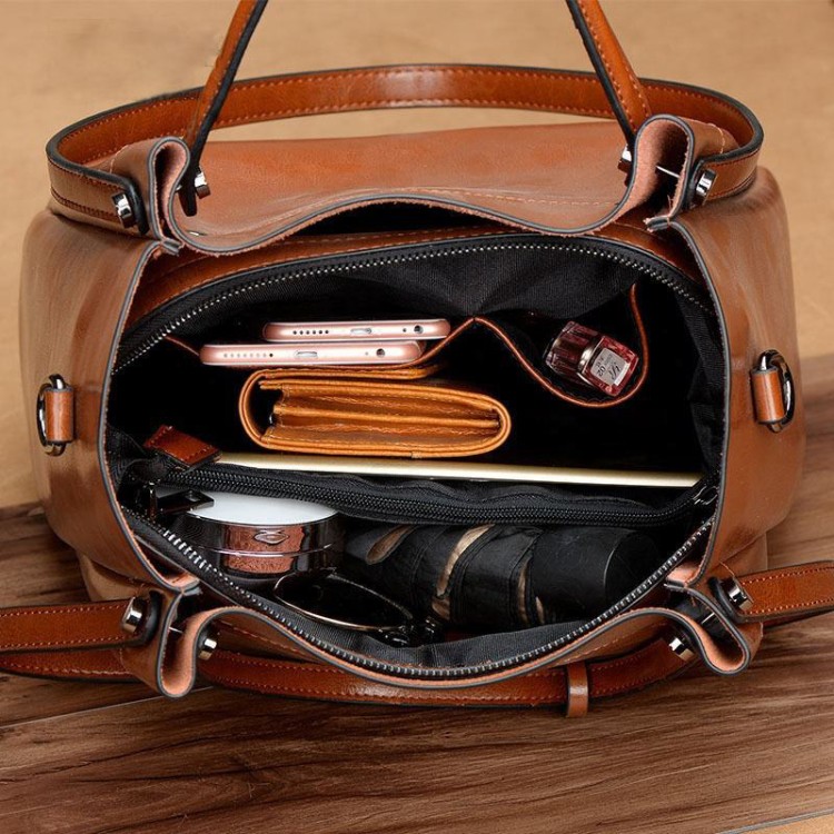 Fashionable and luxurious large capacity women's casual bag