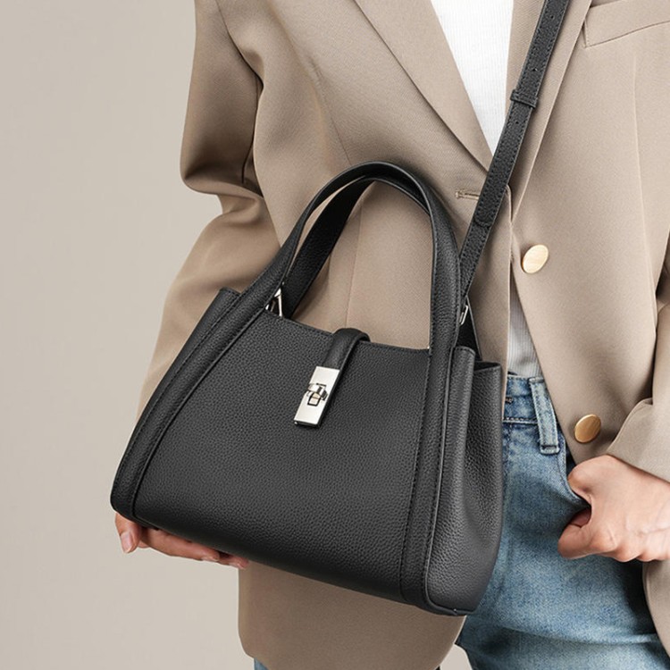 Vintage genuine leather buckle ladies casual bag