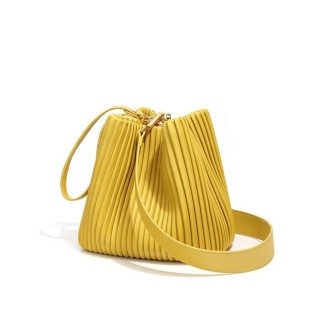 Women's large-capacity pleated leather shoulder bag