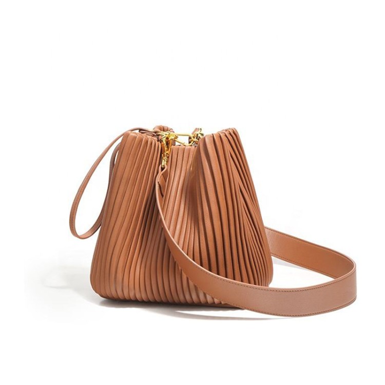 Women's large-capacity pleated leather shoulder bag