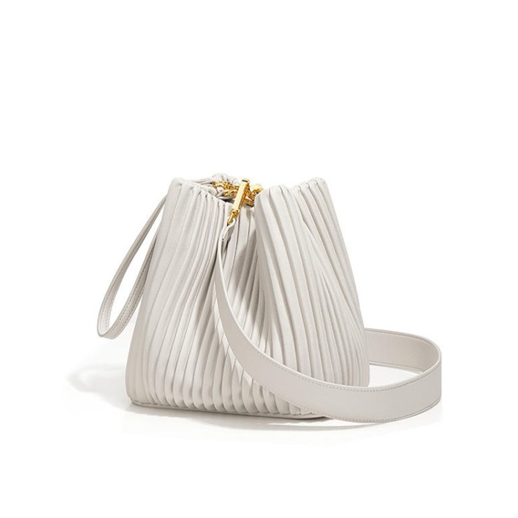 Women's large-capacity pleated leather shoulder bag