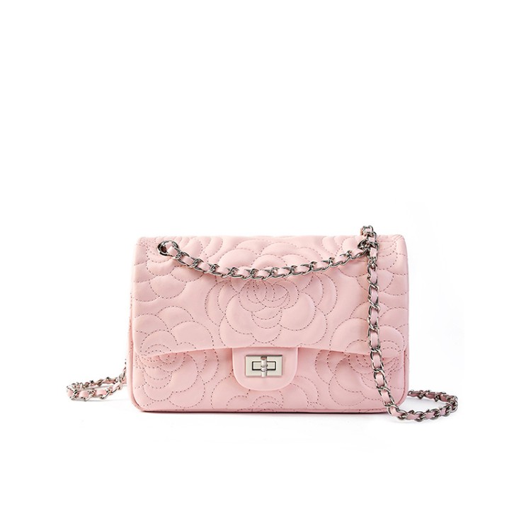 Women's floral quilted leather shoulder bag
