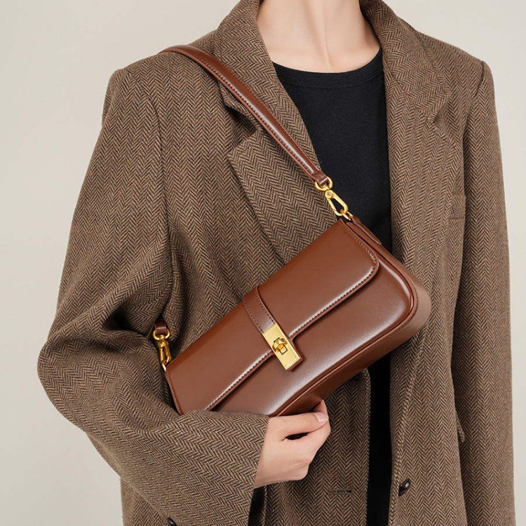 Elegant smooth leather women's shoulder bag