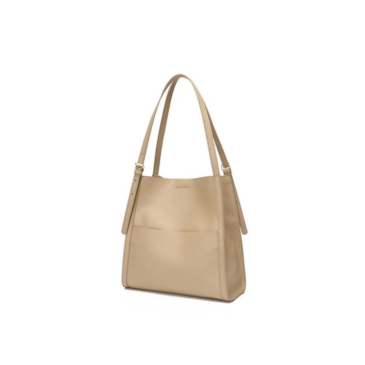 Casual large capacity leather women's shoulder bag