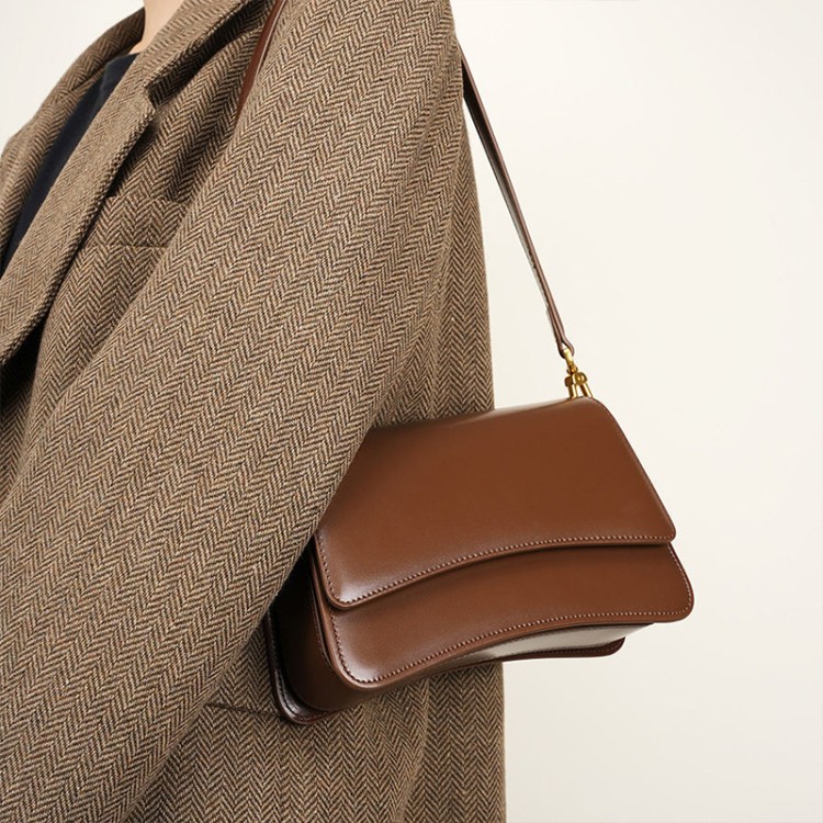 Mini leather flap women's shoulder bag