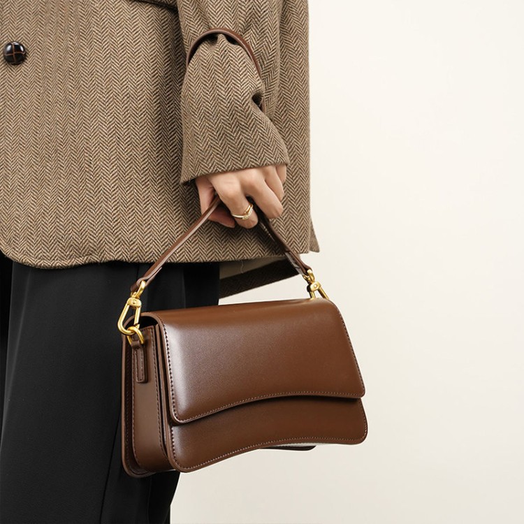 Mini leather flap women's shoulder bag