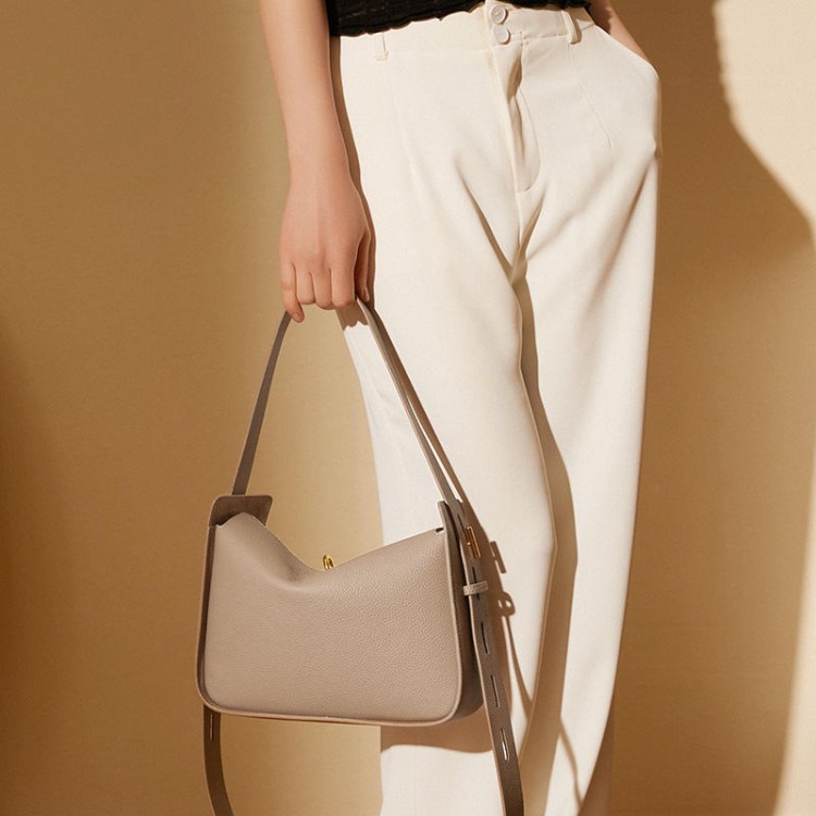 Elegant cushion leather women's shoulder bag