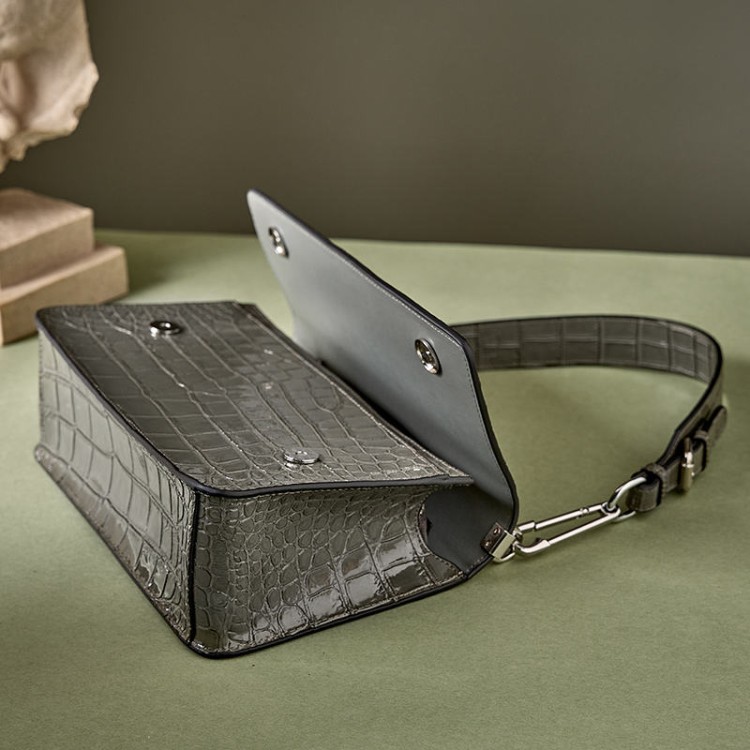 High quality crocodile textured leather women's shoulder bag
